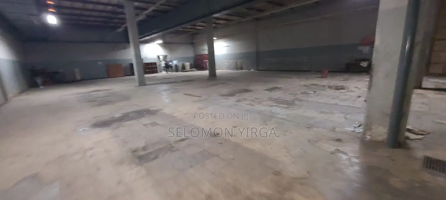 Warehouse for Rent, Large Size 1100 Sq