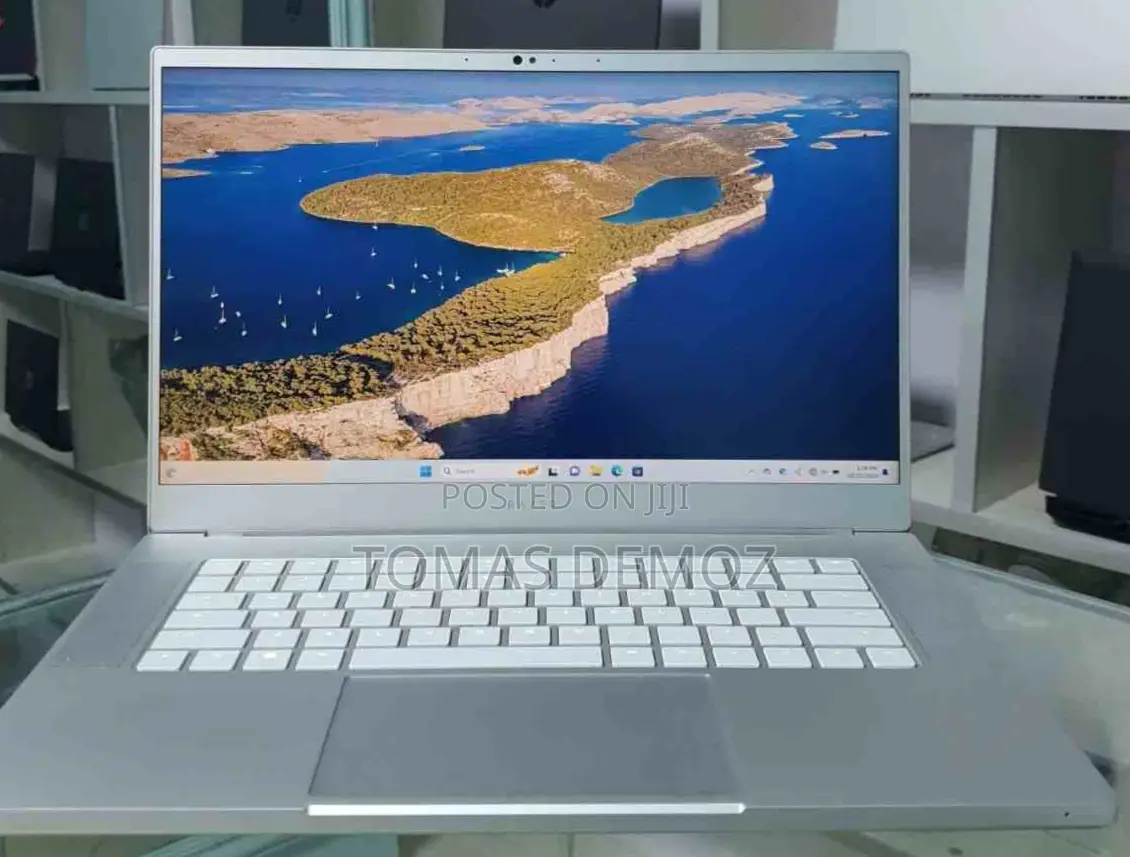 New Laptop Razer Blade 16GB Intel Core I7 SSD 512GB