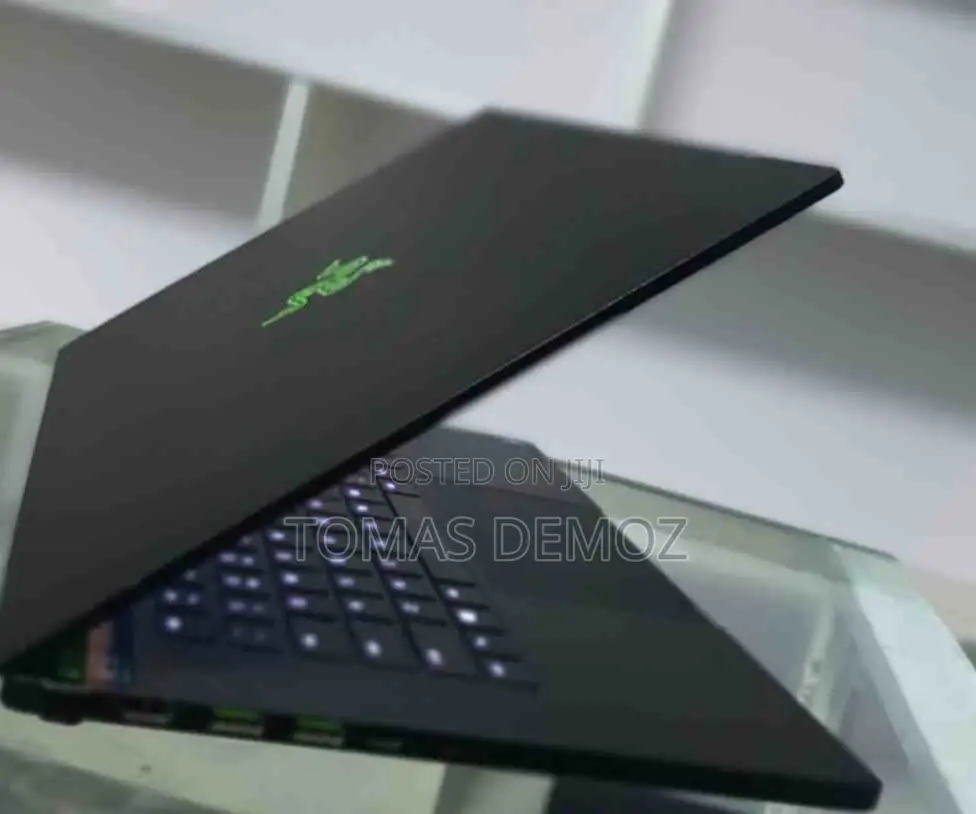 New Laptop Razer Blade 16GB Intel Core I7 SSD 1T