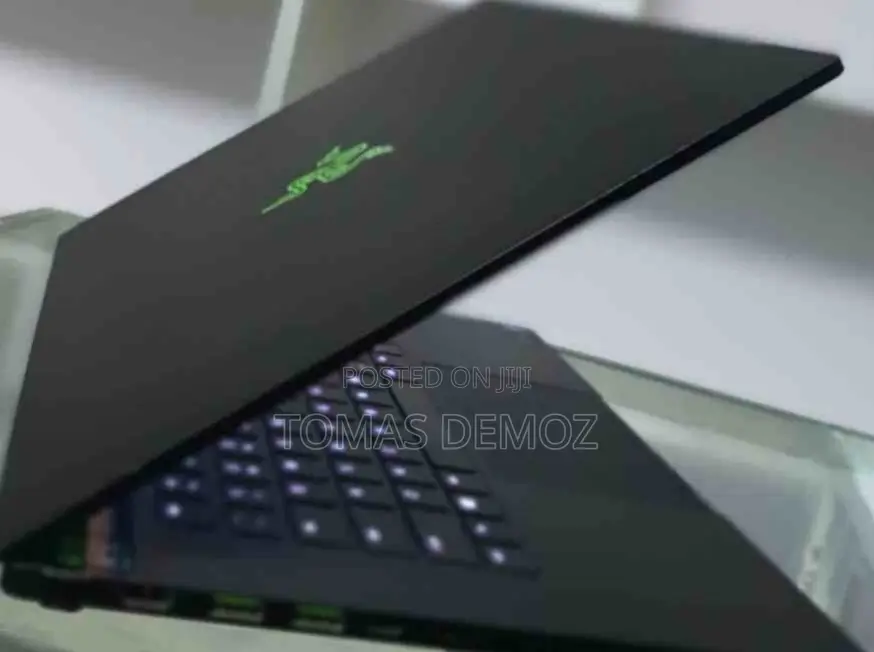 New Laptop Razer Blade 16GB Intel Core I7 SSD 1T