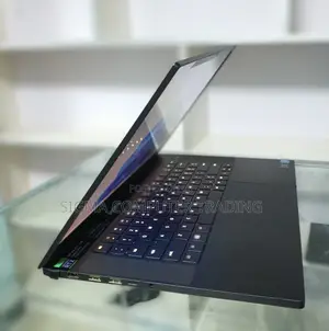 New Laptop Razer Blade 16GB Intel Core I7 SSD 1T