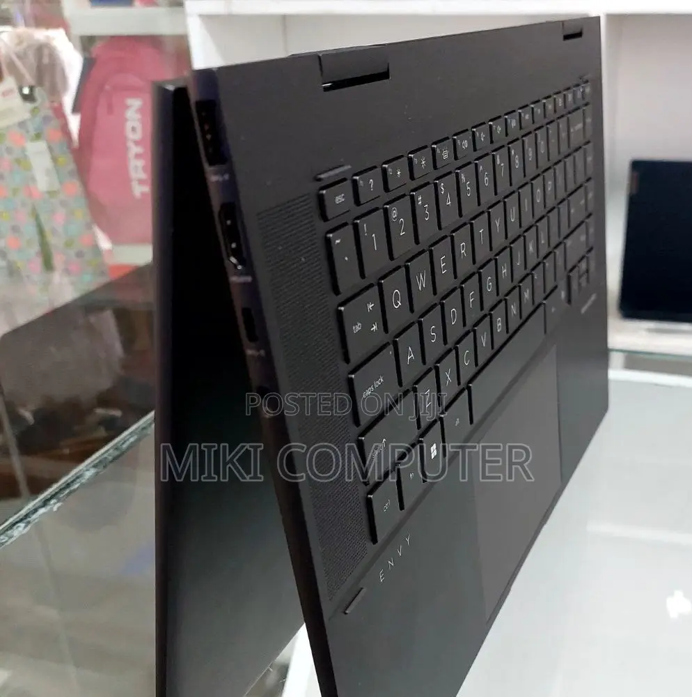 New Laptop HP Envy X360 16GB AMD Ryzen 7 SSD 512GB