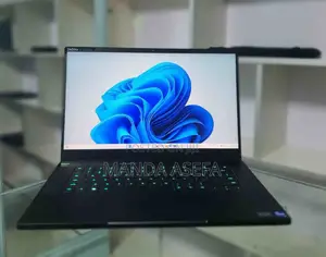 Photo - New Laptop Razer Blade 16GB Intel Core I7 SSD 1T