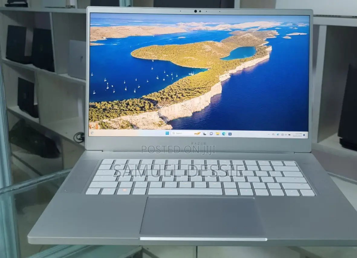 New Laptop Razer Blade 16GB Intel Core I7 SSD 512GB