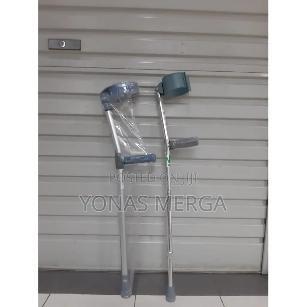 Crutches ☆2pair Crutches 'Right Left Cranch/Crunch"New ክራንች