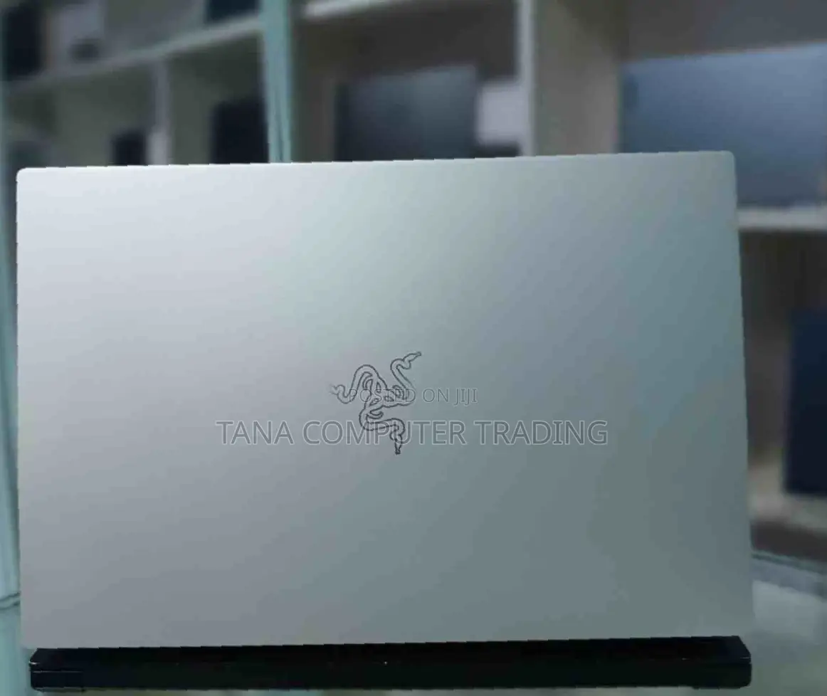 New Laptop Razer Blade 16GB Intel Core I7 SSD 512GB