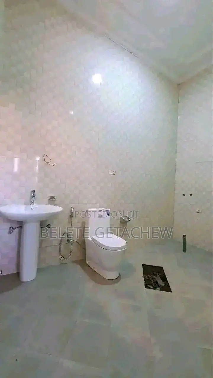 4bdrm Villa in Salite Meheret, Bole for sale