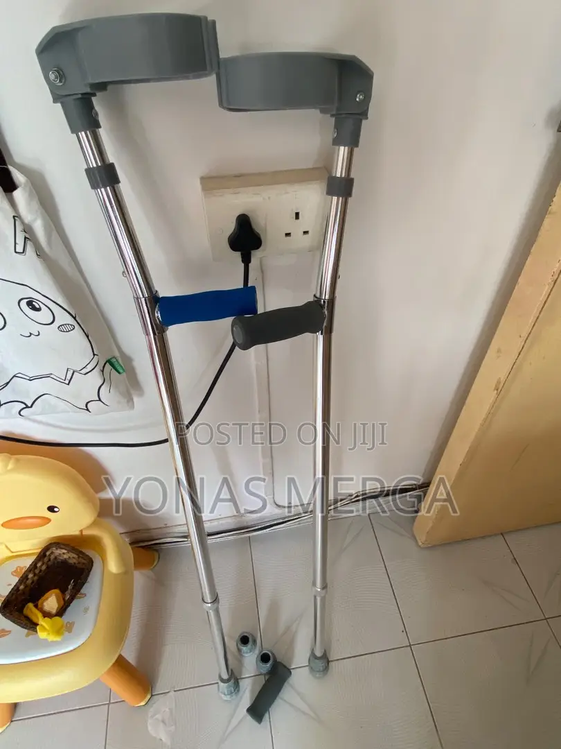 Crutches $Crunch/Cranch"ክራንች Lightweight, User-Friendly