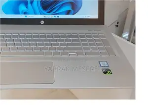 New Laptop HP Envy 15 8GB Intel Core I5 SSD 256GB