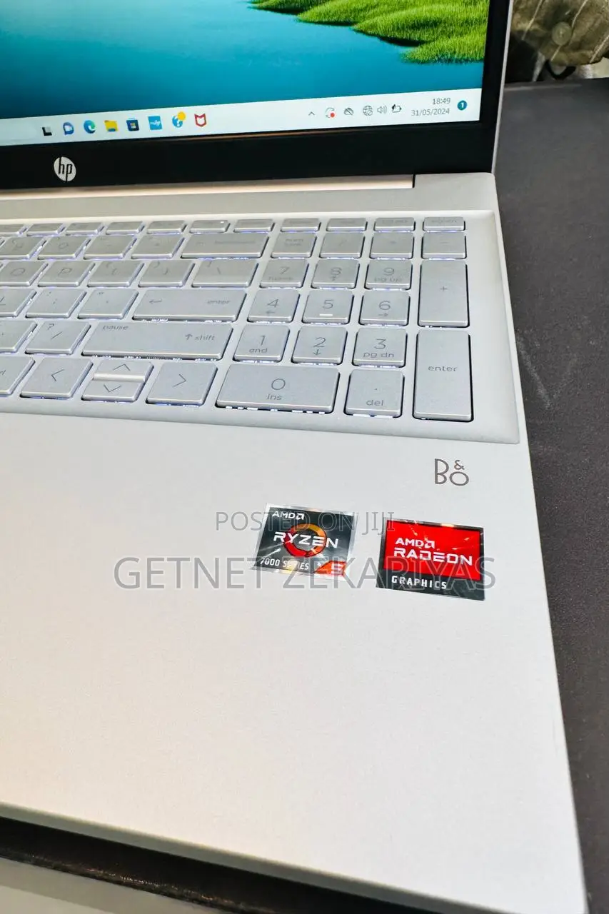 New Laptop HP Pavilion 15 16GB AMD Ryzen 5 SSD 512GB