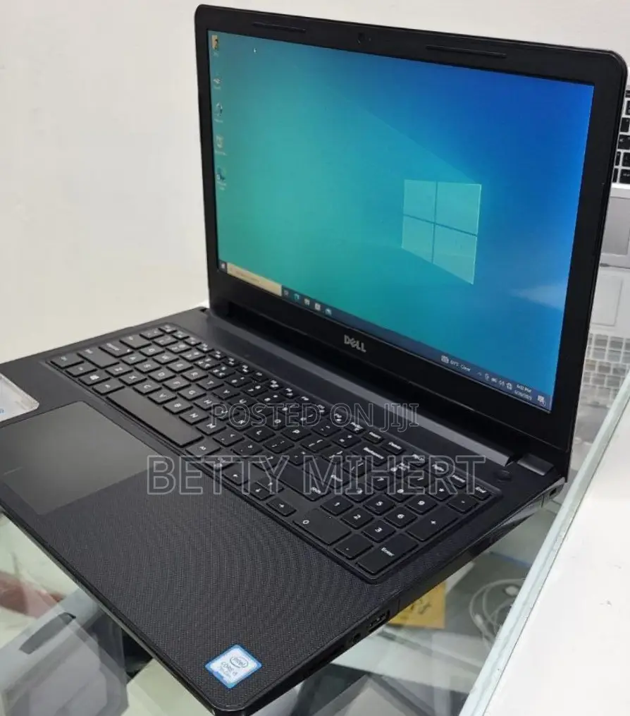 New Laptop Dell Vostro 15 5568 4GB Intel Core I5 HDD 1T