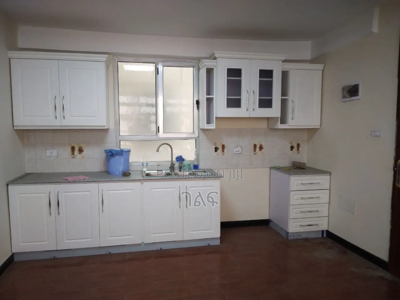 4bdrm Villa in የአያት ቪላ ሆኖ የታደሰ, Bole for sale