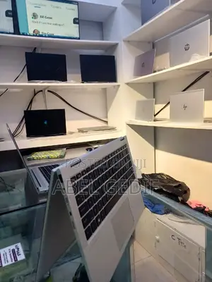 New Laptop HP EliteBook 1040 16GB Intel Core I7 SSD 512GB