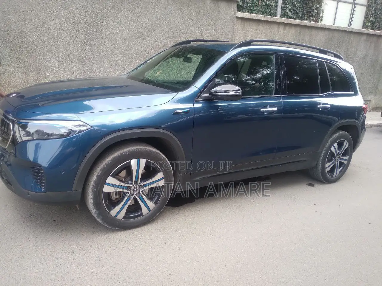 Mercedes-Benz E400 2022 Green