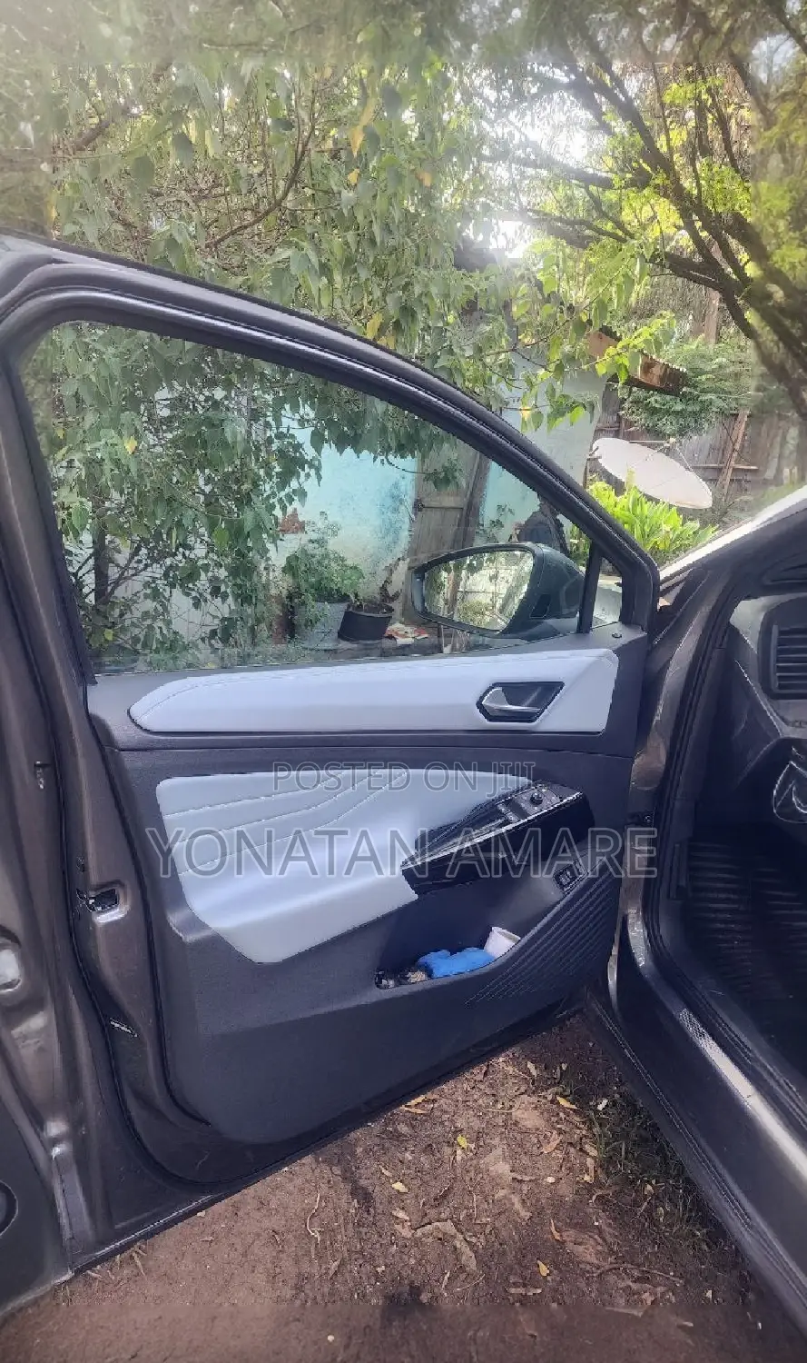 Volkswagen ID.4 2023 Gray