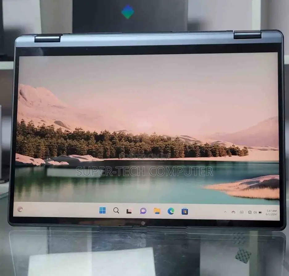 New Laptop Lenovo Yoga 710 16GB AMD Ryzen 5 SSD 512GB