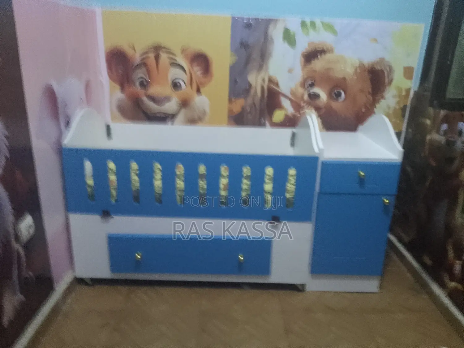 1,20 የህፃን ልጅ አልጋ