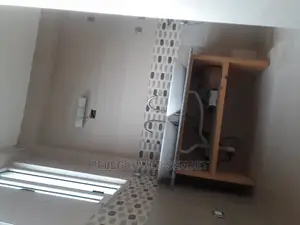 5bdrm Villa in Aa, Bole for rent