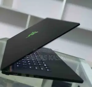 New Laptop Razer Blade Advanced 16GB Intel Core I7 SSD 1T