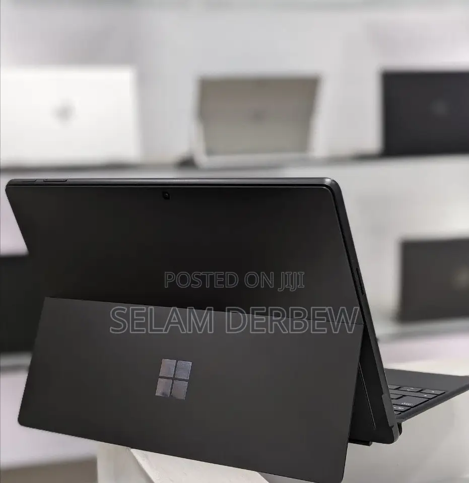 New Laptop Microsoft Surface Pro 9 16GB Intel Core I7 SSD 256GB