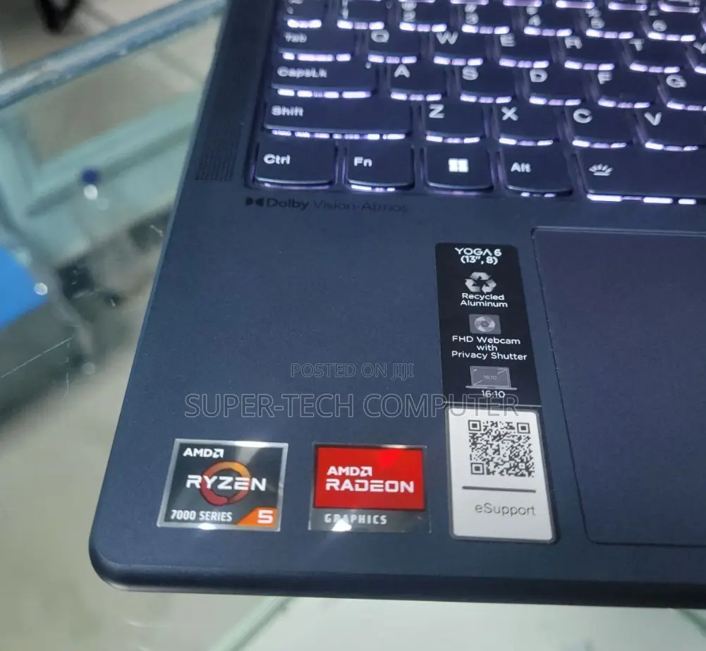 New Laptop Lenovo Yoga 710 16GB AMD Ryzen 5 SSD 512GB