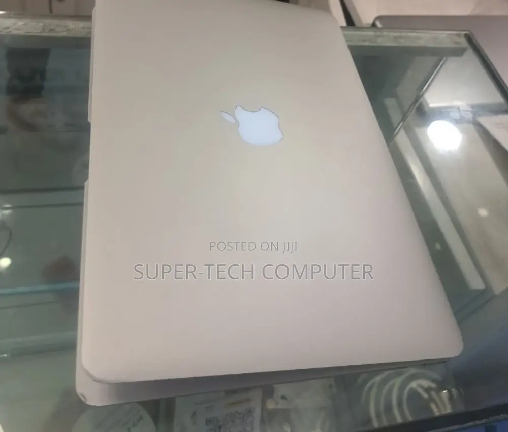 New Laptop Apple MacBook Air 2015 8GB Intel Core I5 SSD 128GB