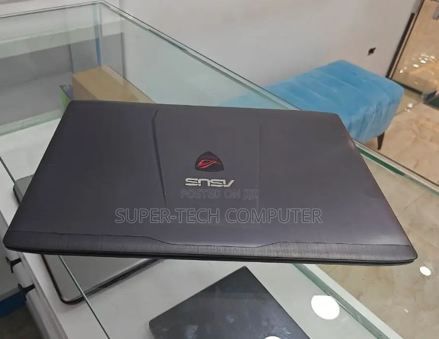 New Laptop Asus ROG G703 8GB Intel Core I5 HDD+SSD 1.5T