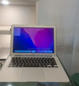 New Laptop Apple MacBook Air 2015 4GB Intel Core I5 SSD 128GB