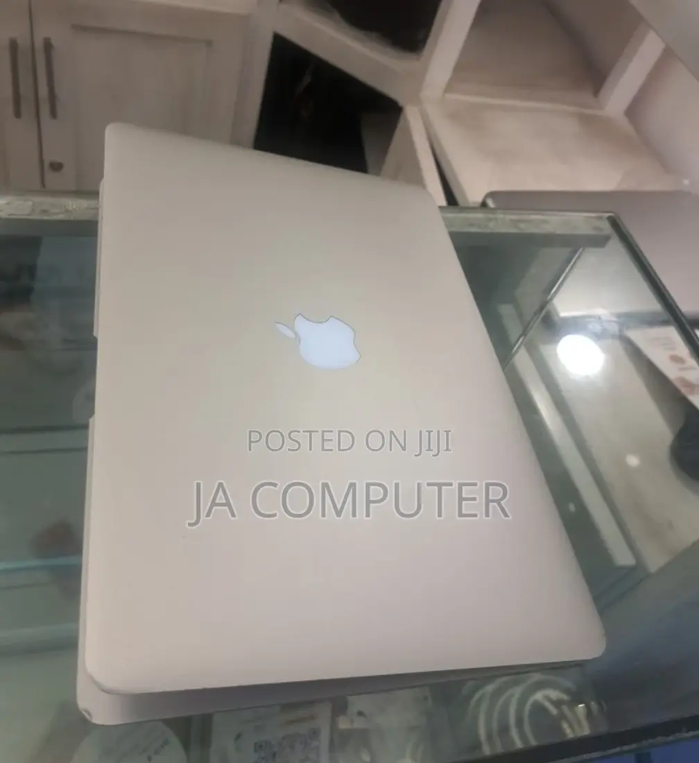 New Laptop Apple MacBook Air 2015 4GB Intel Core I5 SSD 128GB