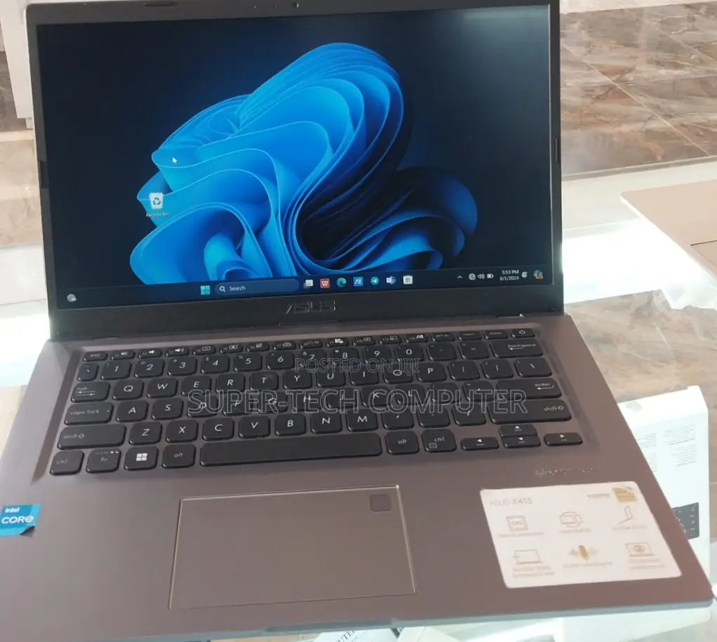 New Laptop Asus VivoBook E403NA 4GB Intel Core I5 SSD 128GB