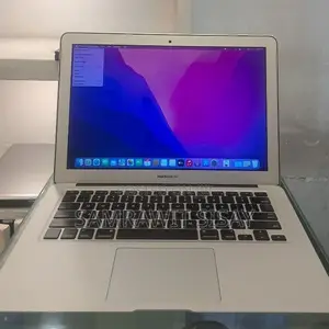 New Laptop Apple MacBook 2015 8GB Intel Core I5 SSD 128GB