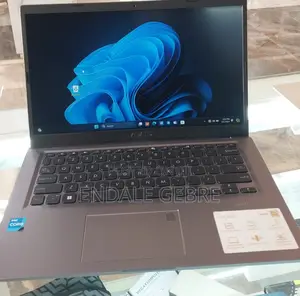 New Laptop Asus VivoBook 15 X505BA 4GB Intel Core I3 SSD 128GB