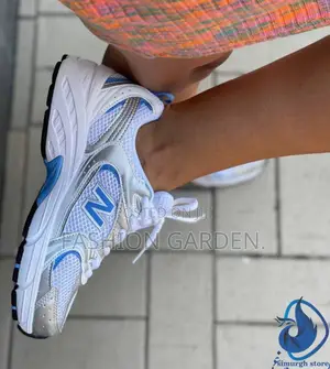 Photo - New Balance 530