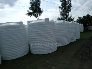 Photo - Plasto PLASTIC Vertical Tanker