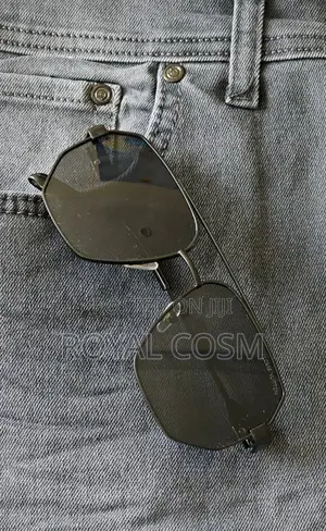 LOUIS VUITTON Eyeglasses for Men and Women Sunglasses