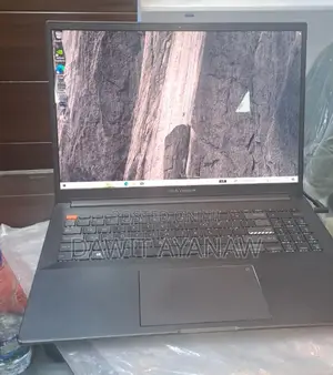 Photo - New Laptop Asus VivoBook 15 X505BA 16GB AMD Ryzen 9 SSD 1T