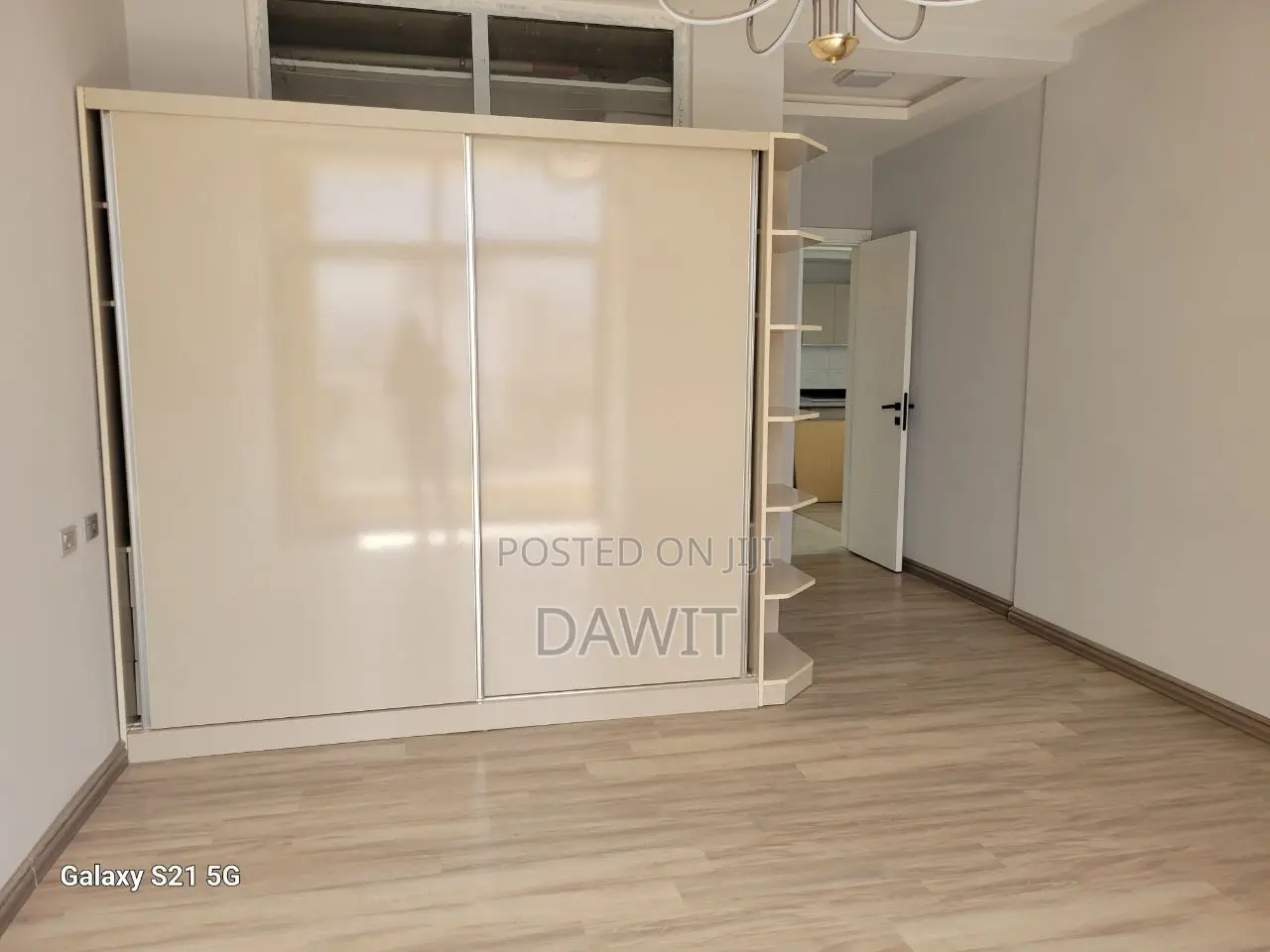 3bdrm Apartment in Resale, Bole for sale