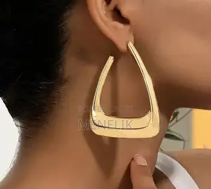 Photo - Triangle Shape Longlasting Iron Material Hoop Earrings