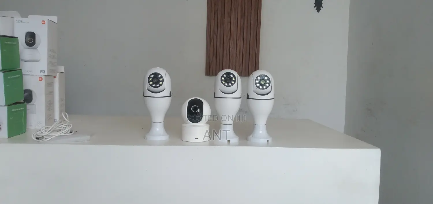 Wireles Bulb Security Cam CCTV 360 Degree Rotating Hd