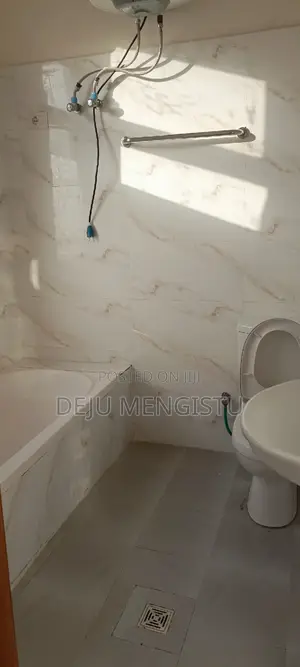 3bdrm Apartment in ሰባ ሁለት, Bole for rent