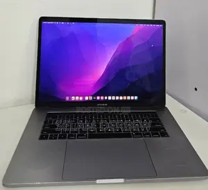 New Laptop Apple MacBook Pro 2016 16GB Intel Core I7 SSD 256GB