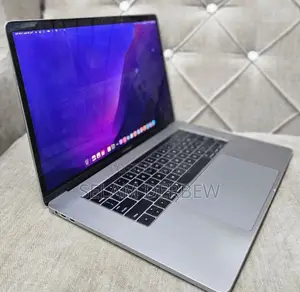 New Laptop Apple MacBook Pro 2016 16GB Intel Core I7 SSD 256GB