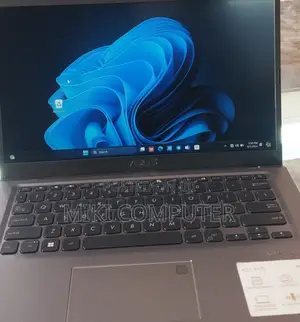 New Laptop Asus VivoBook 15 X505BA 4GB Intel Core I3 SSD 128GB