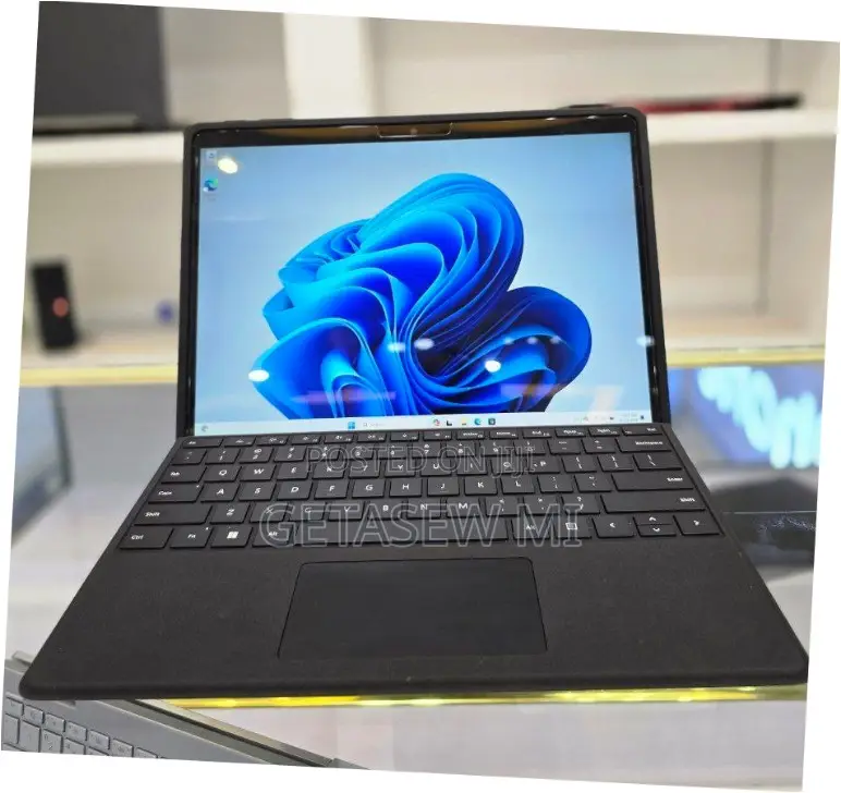 New Laptop Microsoft Surface Pro 9 16GB Intel Core I7 SSD 512GB