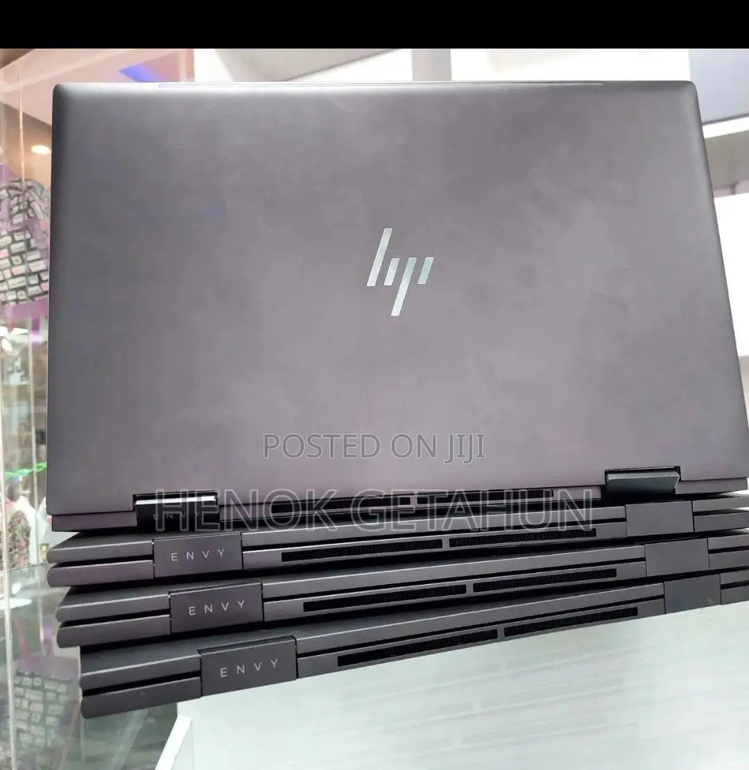 New Laptop HP Envy X360 16GB AMD Ryzen 7 SSD 512GB