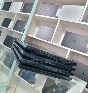 New Laptop Toshiba Satellite C850 8GB Intel Core I5 HDD 500GB