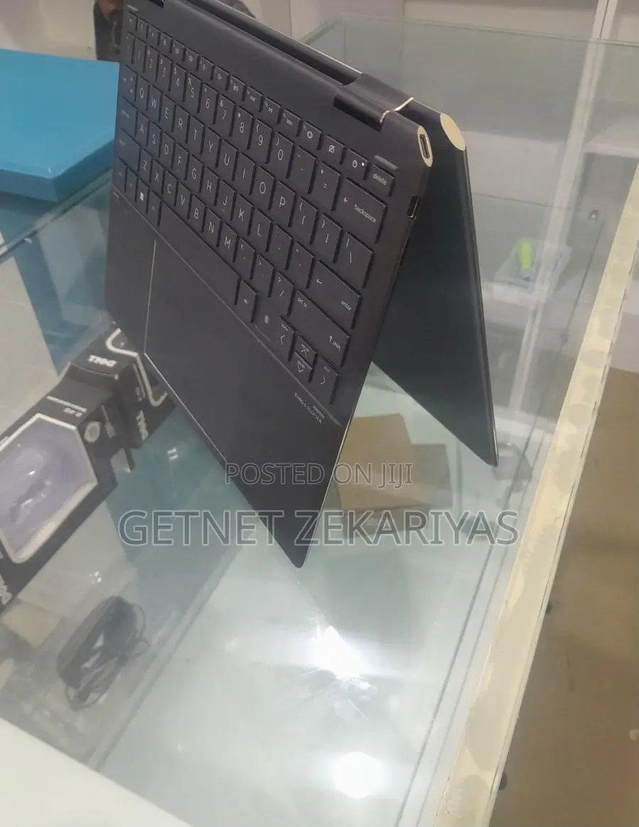 New Laptop HP Spectre 14 16GB Intel Core I7 SSD 1T