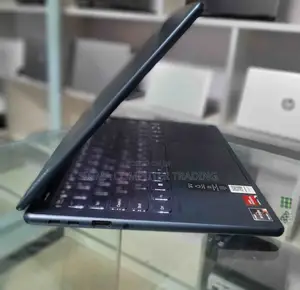 New Laptop Lenovo Yoga 700 16GB AMD Ryzen 5 SSD 512GB