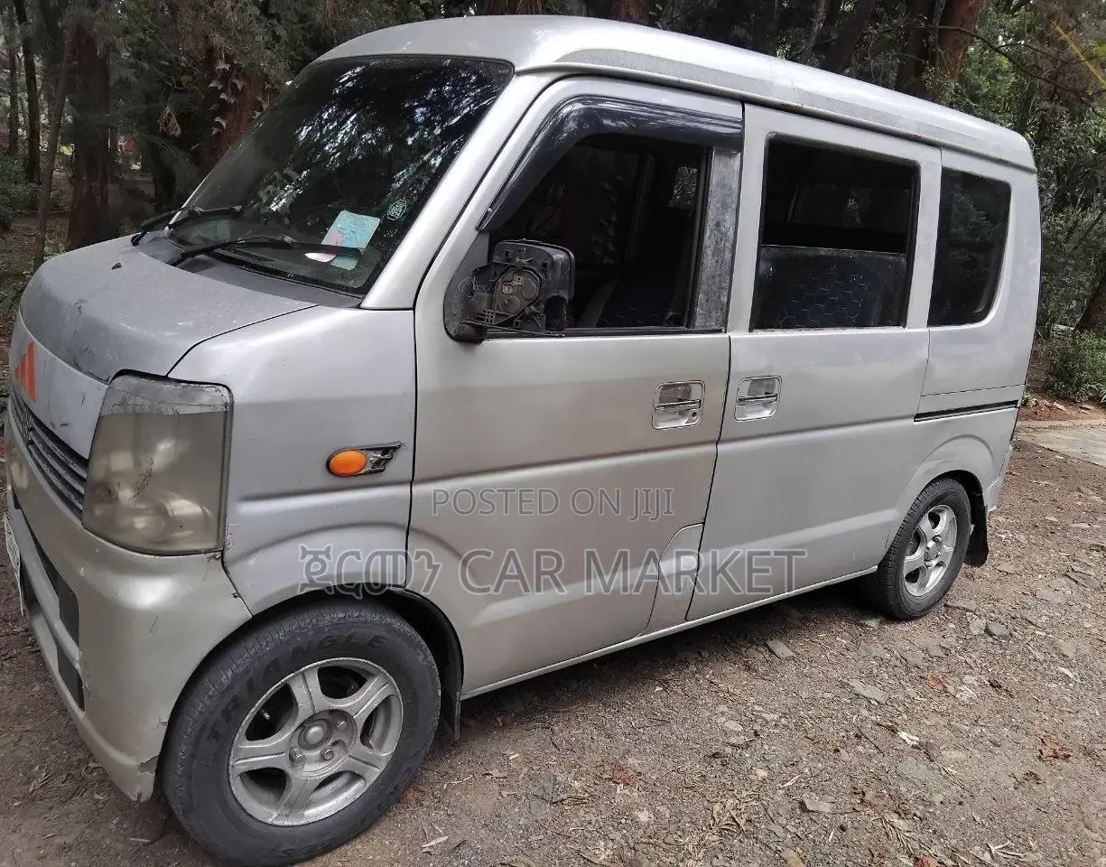 Suzuki Every Wagon 2012 Silver