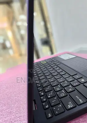 Photo - New Laptop Asus VivoBook 15 X505BA 4GB Intel Celeron SSD 256GB